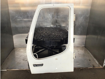 Врата и части LIEBHERR