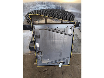 Врата и части LIEBHERR