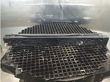 Маслен охладител LIEBHERR