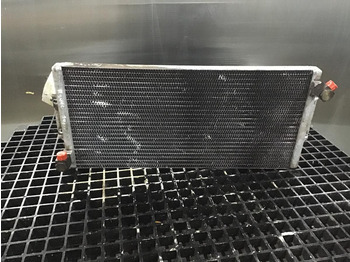 Маслен охладител LIEBHERR