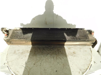 Маслен охладител LIEBHERR