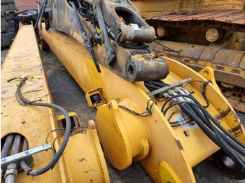 Каросерия и екстериор LIEBHERR