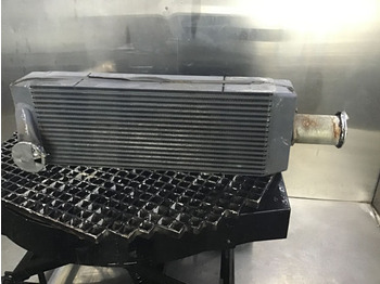 Интеркулер LIEBHERR