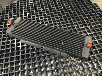 Маслен охладител LIEBHERR