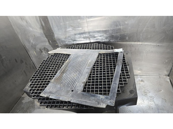 Кабина и интериор LIEBHERR