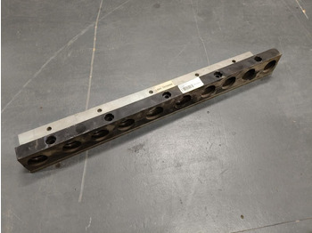 Каросерия и екстериор LIEBHERR