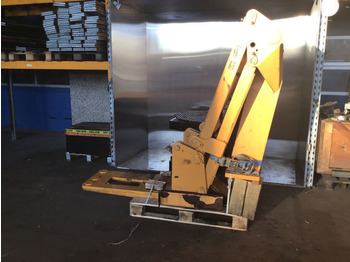 Кабина и интериор LIEBHERR