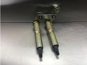 Кабина и интериор LIEBHERR