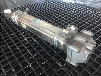 Маслен охладител LIEBHERR