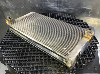 Маслен охладител LIEBHERR