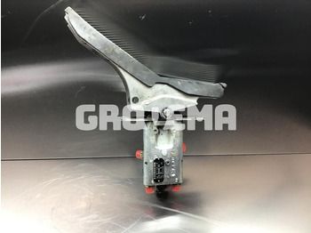 Педал LIEBHERR