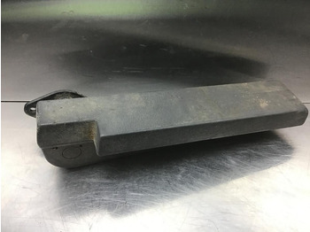 Кабина и интериор LIEBHERR