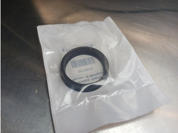 Двигател и части LIEBHERR