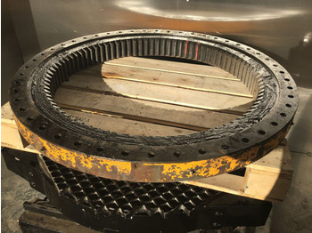 Резервни части LIEBHERR