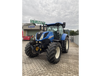 Трактор NEW HOLLAND T7