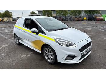 Лек автомобил FORD