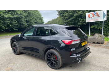 Хечбек Ford Kuga 2.5 PHEV Black Package Edition CVT: снимка 3