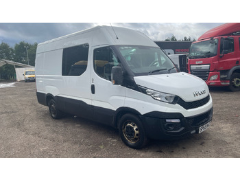 Бус с двойна кабина IVECO Daily