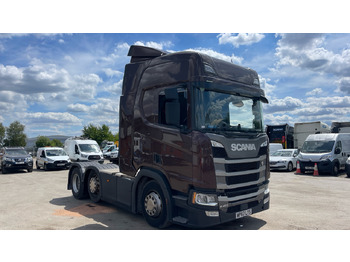 Влекач SCANIA R 450