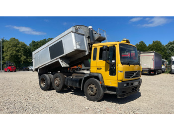Самосвал камион VOLVO FL6