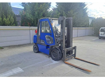 Газокар Nissan UG1D2E700683: снимка 3