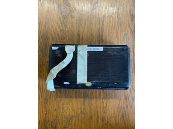 Електрическа система за Камион Mercedes Sprinter Spannungswandler WAECO PerfectPower DCDC24: снимка 2