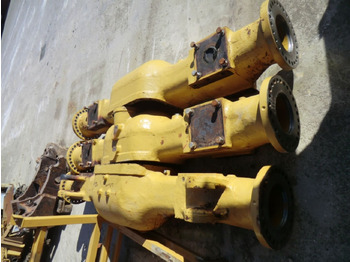 Задна ос CATERPILLAR
