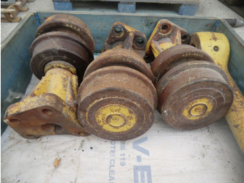 Гумени - Ролки за Строителна техника Caterpillar 963D RULLI SUPERIORI HEAVY-DUTY, SYSTEM ONE: снимка 4