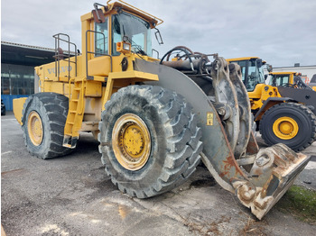 Колесен товарач VOLVO L330
