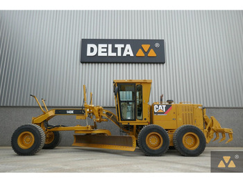 Грейдер CATERPILLAR 140K