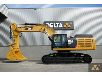 Верижен багер CATERPILLAR 352F