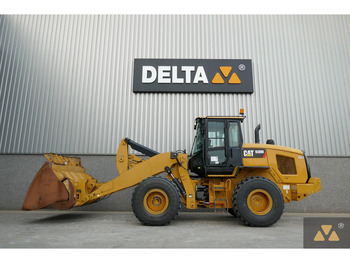 Колесен товарач CATERPILLAR 930M