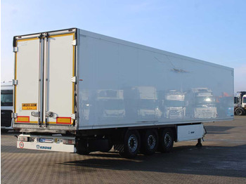 Рефрижератор полуремарке Krone SD, LIFT AXLE, 2x EVAPORATOR, CARRIER VECTOR 1950MT: снимка 4