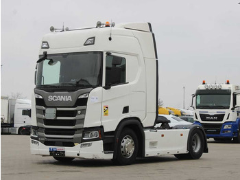 Влекач SCANIA R 450