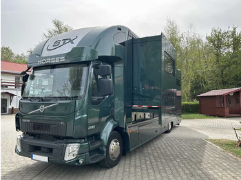 Камион за коне VOLVO FL6
