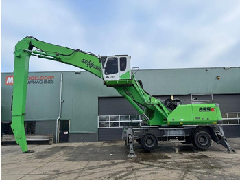 Багер за манипулиране на материали SENNEBOGEN