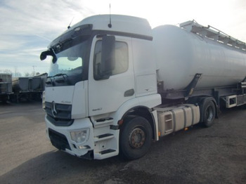 Влекач MERCEDES-BENZ Actros 1840