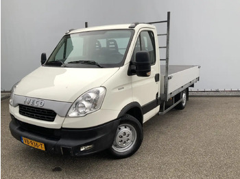 Бордови бус IVECO Daily