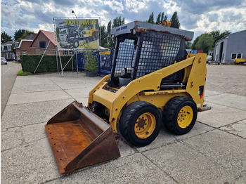 Мини челен товарач CATERPILLAR 216B3