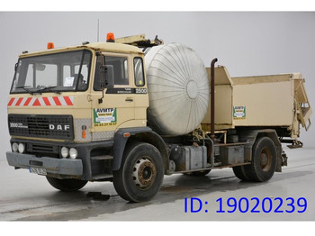 Самосвал камион DAF