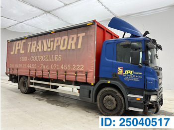 Камион с брезент SCANIA P 230