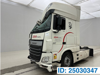 Влекач DAF XF 460