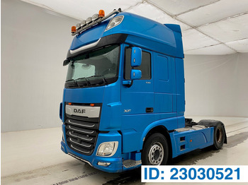 Влекач DAF XF 530