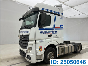 Влекач MERCEDES-BENZ Actros 1842