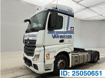 Влекач MERCEDES-BENZ Actros 1842