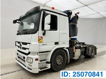 Влекач MERCEDES-BENZ Actros 1844