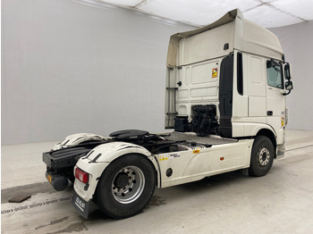 Влекач DAF XF 460 Super Space Cab: снимка 4