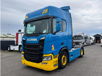 Влекач SCANIA R 410