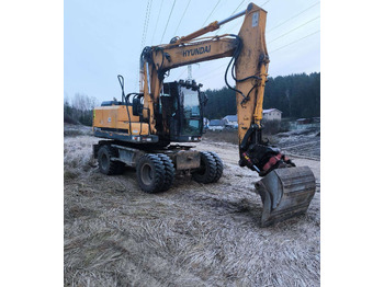 Колесен багер HYUNDAI