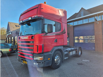 Влекач SCANIA R114